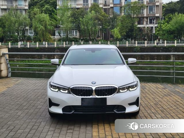 BMW 3 series id 4257381 из Китая 12
