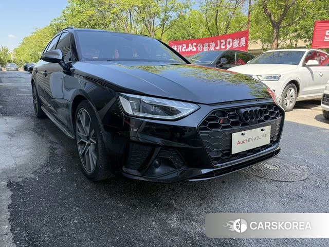Audi S4 2025 Черный из Китая, фото 5