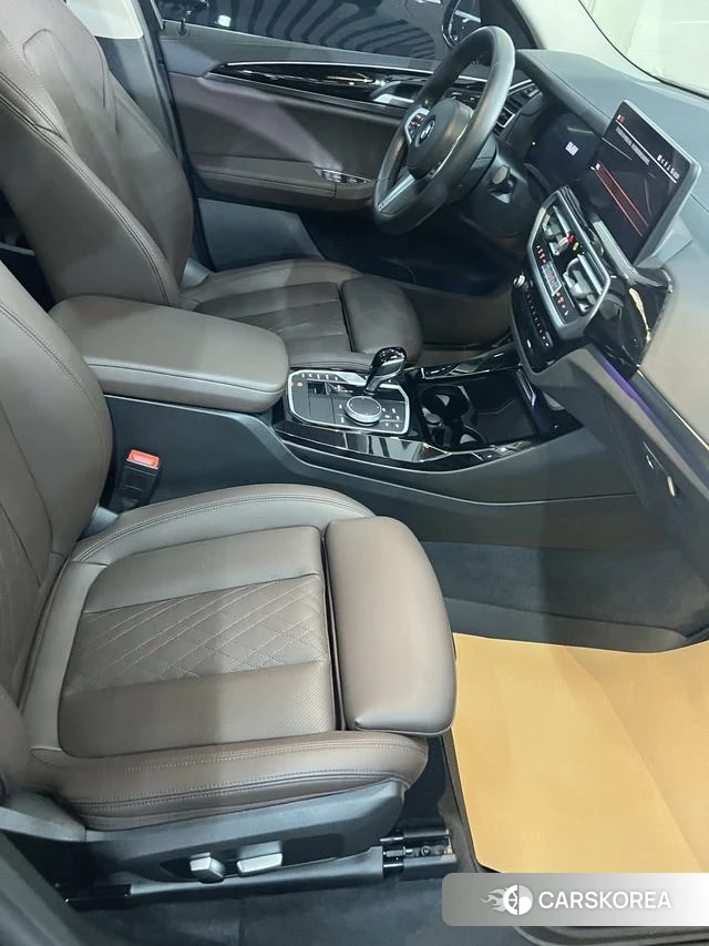 BMW X3 2021 Темно-серый из Китая, фото 5