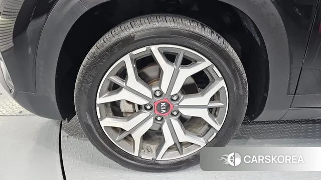 Kia Seltos id 3084678 из Кореи 15