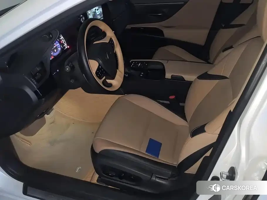 Lexus ES id 4617193 из Китая 11