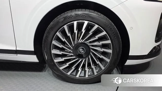 Hyundai Grandeur (GN7) id 3770034 из Кореи 15