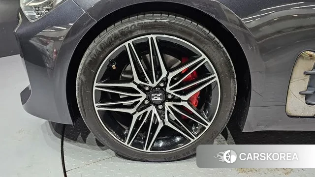 Kia Stinger id 3552656 из Кореи 15