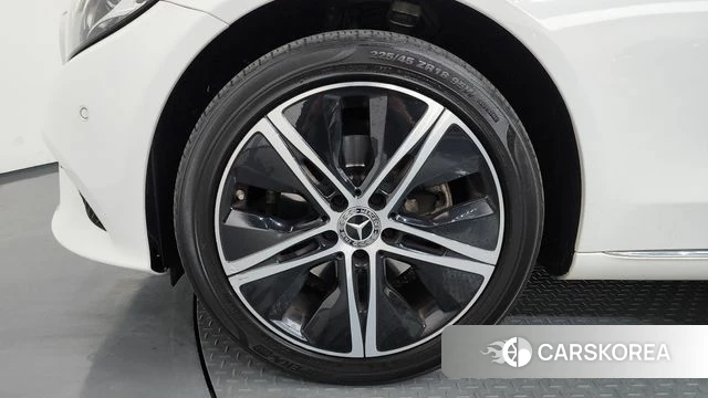 Mercedes-Benz C-Class W205 id 4362339 из Кореи 31