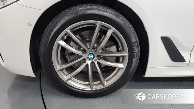 BMW 5 Series (G30) id 3510141 из Кореи 15