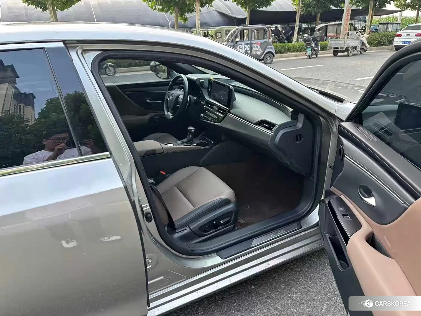 Lexus ES 2022 Champagne/brown из Китая, фото 5