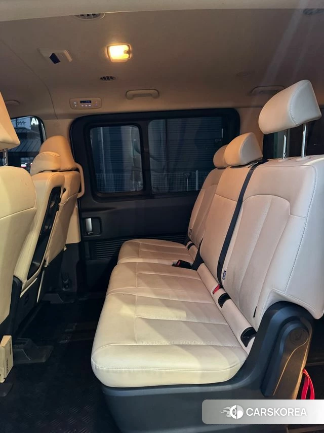 Hyundai Staria id 3921947 из Кореи 7