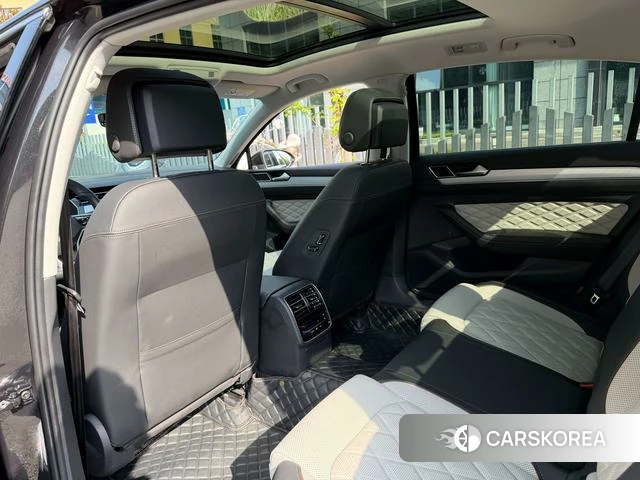 Volkswagen Magotan id 4290651 из Китая 9
