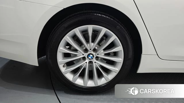 BMW 5 Series (G30) id 4224158 из Кореи 15