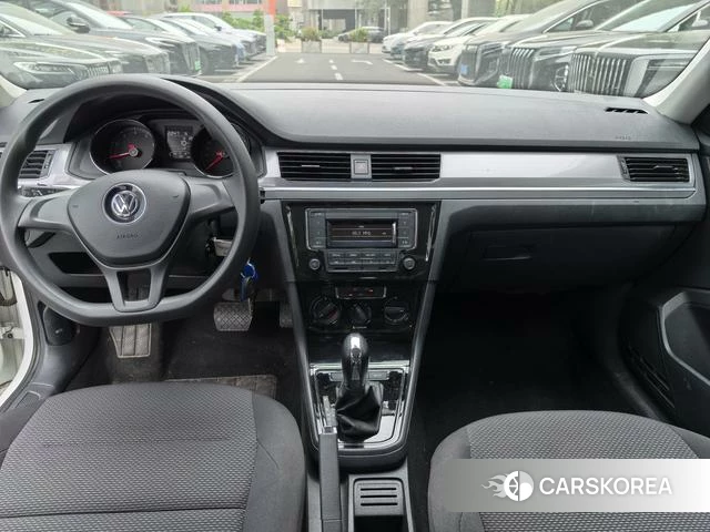 Volkswagen Bora id 4261484 из Китая 9