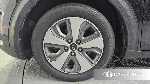 Kia Niro id 4605162 из Кореи 15