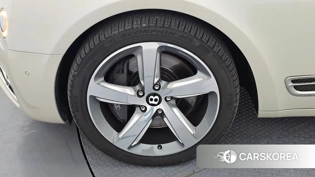 Bentley Mulshan id 3936964 из Кореи 15