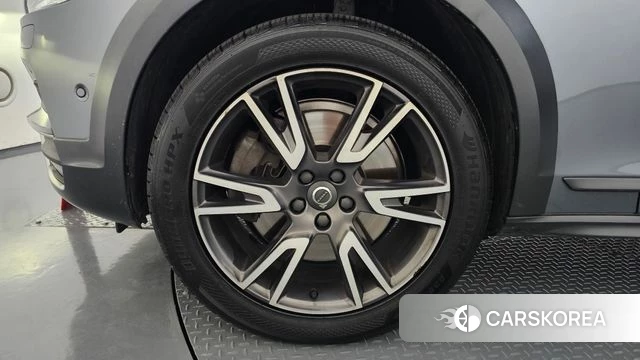 Volvo V90 Cross-Country id 4471566 из Кореи 15