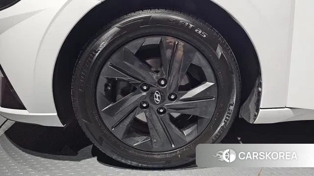 Hyundai Avante (CN7) id 3058550 из Кореи 15