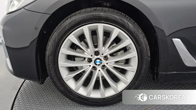 BMW 5 Series (G30) id 3264157 из Кореи 15