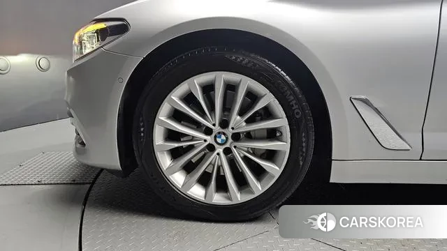 BMW 5 Series (G30) id 3474170 из Кореи 15