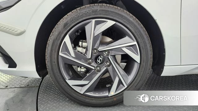 Hyundai The New Avante (CN7) id 3939753 из Кореи 15