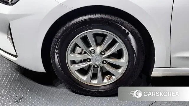 Hyundai The New Avante AD id 3434018 из Кореи 15