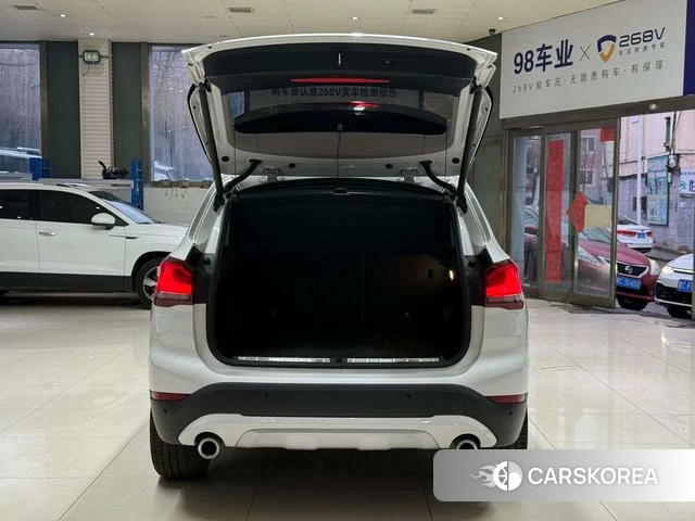BMW X1 id 4276778 из Китая 17