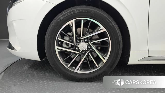 Hyundai The New Grandeur IG id 4604316 из Кореи 29