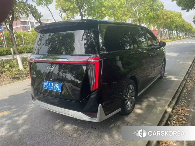 GAC Trumpchi Trumpchi M8 id 4219748 из Китая 9