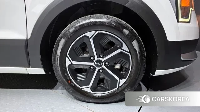 Kia Di Ol Nu Niro id 3348741 из Кореи 15