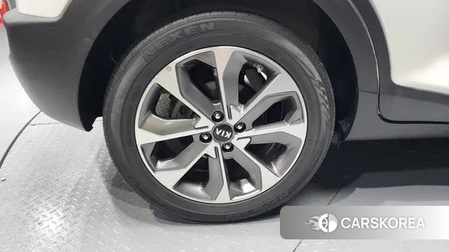 Kia Stonic id 3356933 из Кореи 15