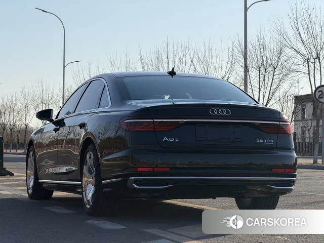 Audi A8 id 4207569 из Китая 7