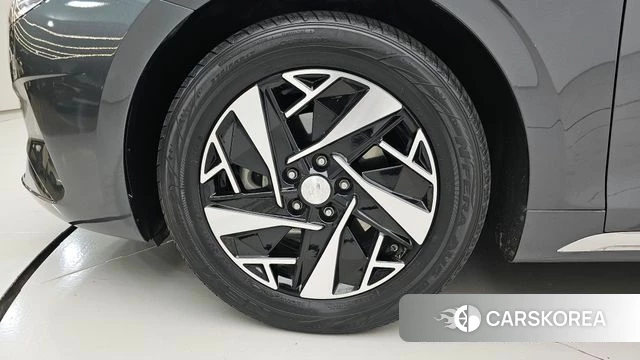 Hyundai The New Grandeur IG Hybrid id 3923375 из Кореи 15