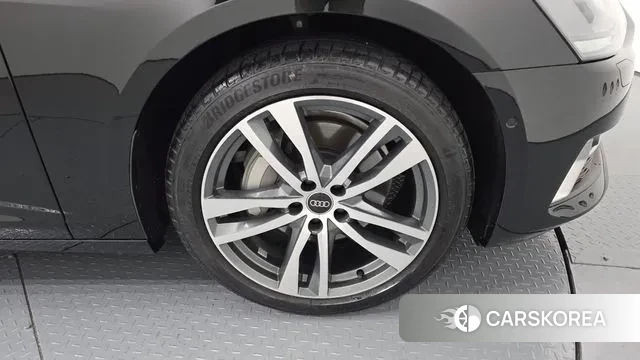 Audi A6 (C8) id 3680205 из Кореи 15