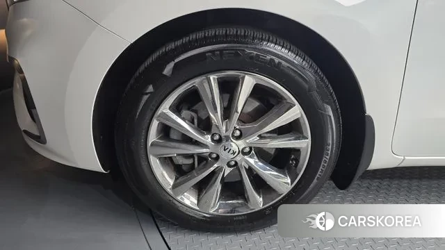 Kia The New Carnival id 3608097 из Кореи 15