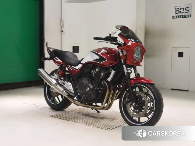 Проданный Honda CB400SF ABS 2022 из Японии, фото 4