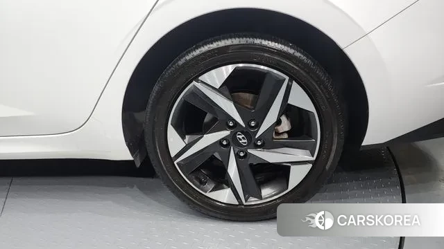 Hyundai Avante (CN7) id 3312798 из Кореи 15