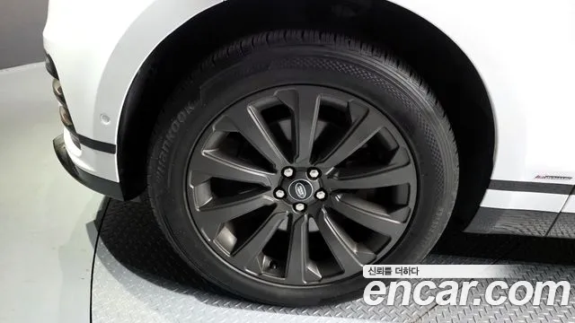 Land Rover Range Rover Velar id 2830929 из Кореи 15