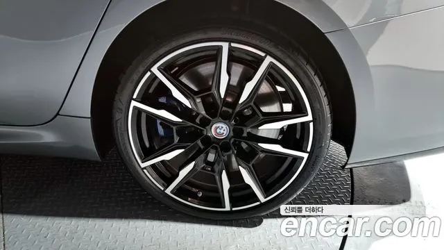 BMW 8 Series (G15) id 2741439 из Кореи 15