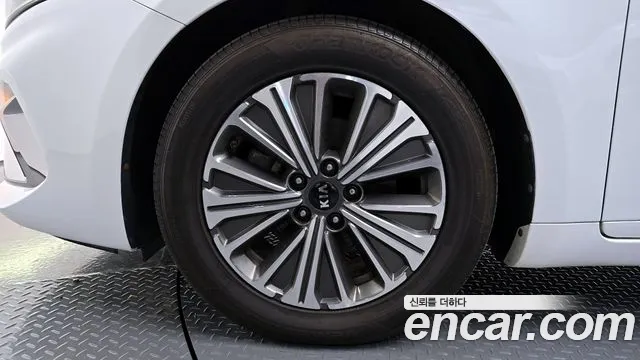 Kia K7 Premier Hybrid id 2221237 из Кореи 15