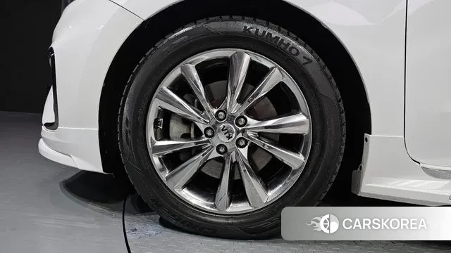 Kia The New Carnival id 3583502 из Кореи 15