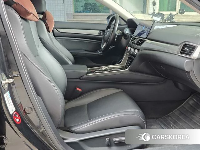 Honda Accord id 4353485 из Китая 10