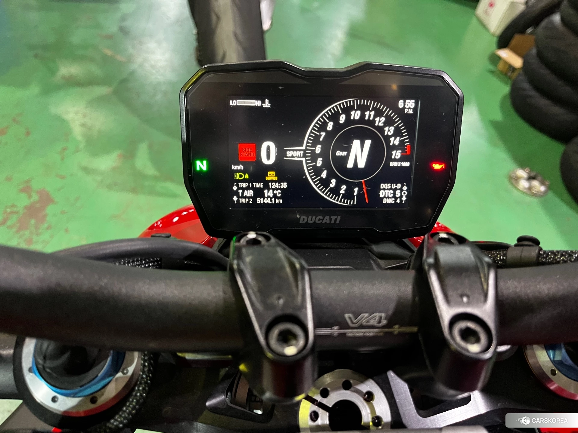 Ducati STREETFIGHTER V4 S id 3951999 из Японии 6
