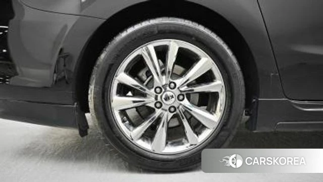 Kia The New Carnival id 3820608 из Кореи 15