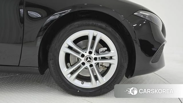 Mercedes-Benz A-Class W177 id 4248403 из Кореи 15