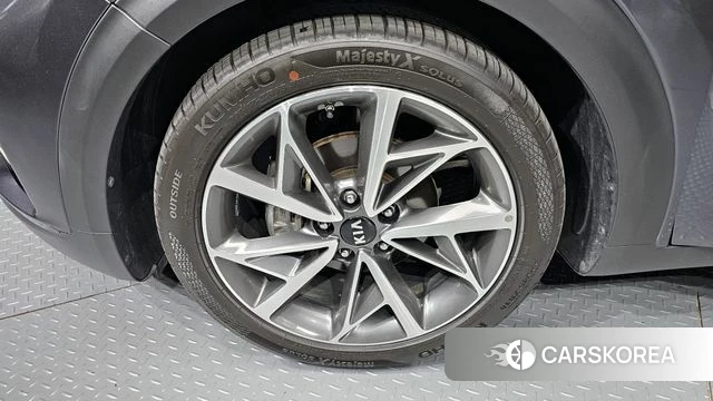 Kia The New Niro id 3899429 из Кореи 15