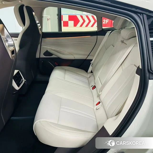 Xiaomi Car Xiaomi SU7 2026 Белый из Китая, фото 5