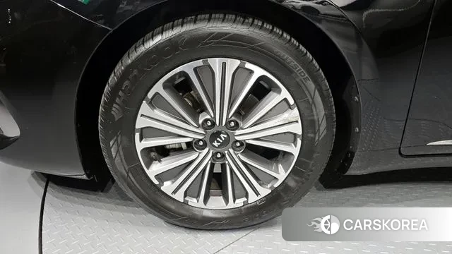 Kia K7 Premier Hybrid id 3530831 из Кореи 15