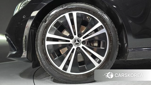 Mercedes-Benz E-Class W213 id 4518750 из Кореи 15