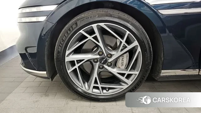 Genesis G90 (RS4) id 3534418 из Кореи 15