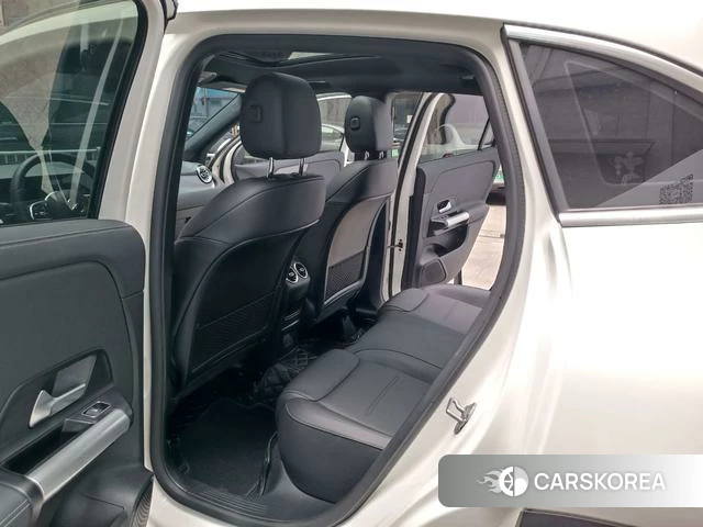 Mercedes-Benz GLA id 4278783 из Китая 12
