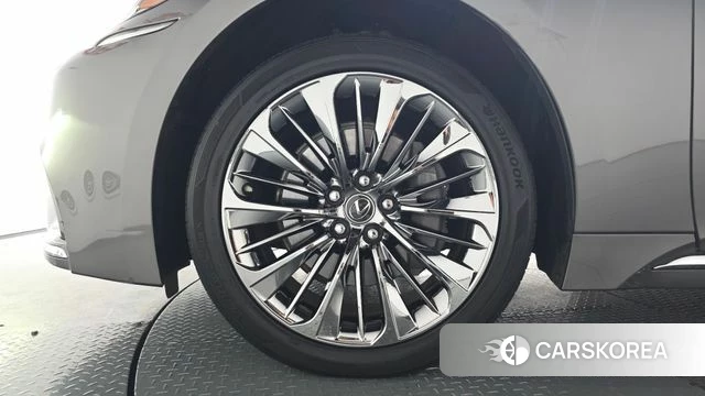 Lexus LS500 5th generation id 4411345 из Кореи 34