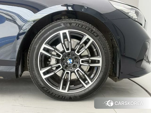 BMW 5 series id 4291143 из Китая 14
