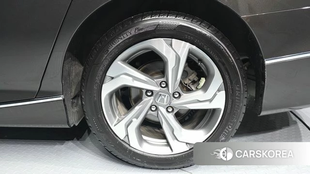 Honda Accord 10th Generation id 3861290 из Кореи 15